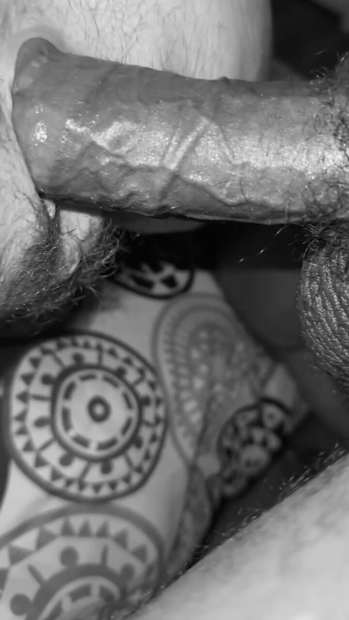 BBC11inchTOP: Lubangnya dibuat untuk batang hitam