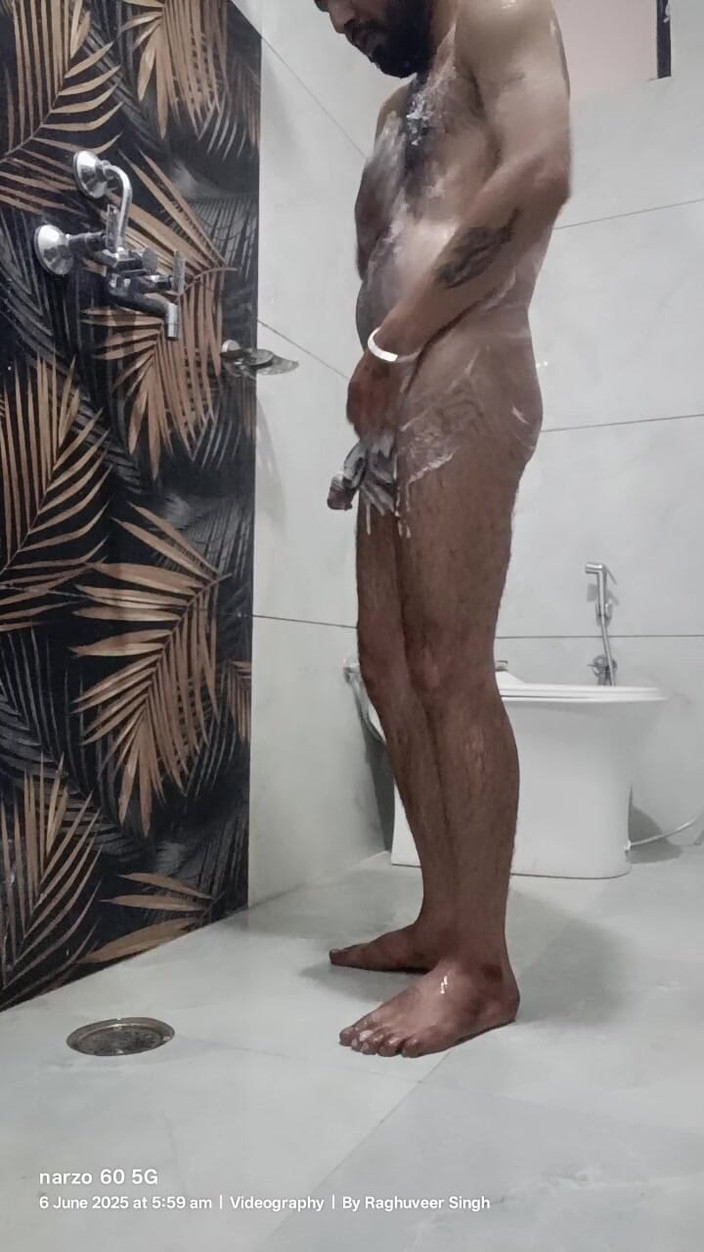 Rajasthani-old-lover: Show de masterbation dans les toilettes