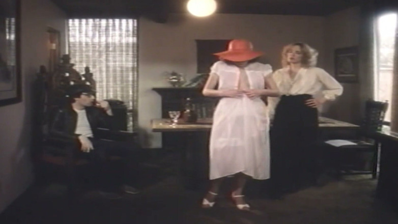 VintageXMovies: Vintage MILF Desiree delar en lycklig tapp