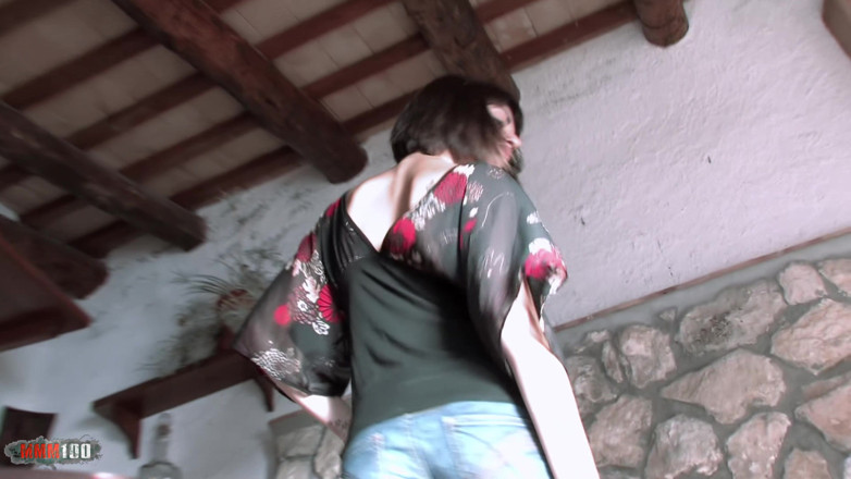MMM100 Solo: Naty pink adorabile piccola naty pink che si spoglia al...