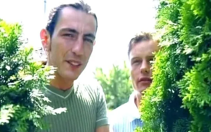 Deutsche Madchen: Sexy German Teen Assfucked in the Backyard
