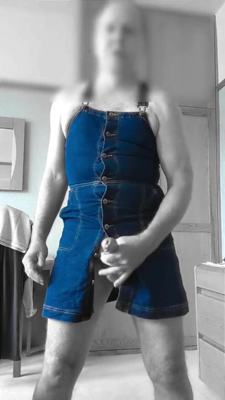 Bellhead: Pinafore potěšení