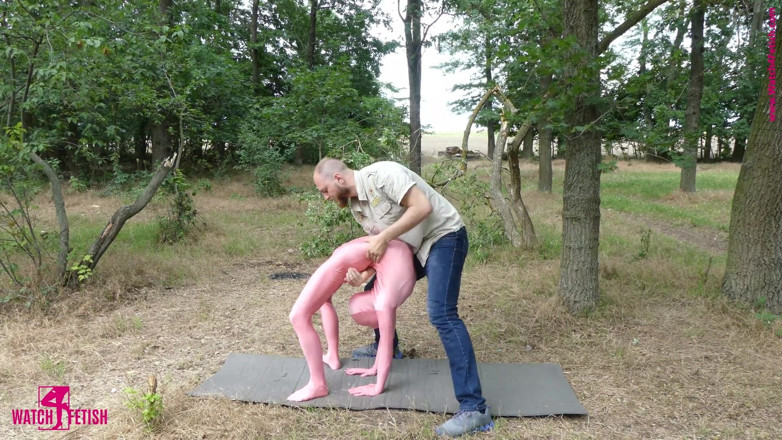 Dollrotic: Galen ragdoll agerar