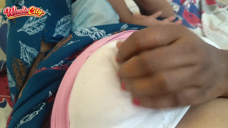 Apple baby: Hot Lesbian Fuck