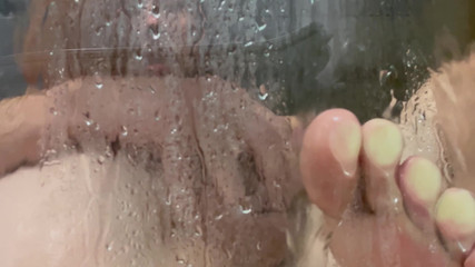 Mr.Dick: Honím si ve sprše