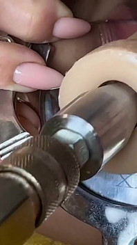 Crazywifeslut Penetrate Her Cervix Womb with Dildo on Sex Machine
