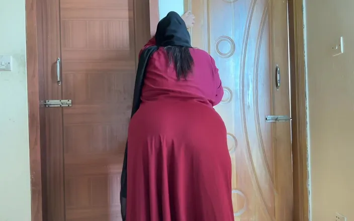 Aria Mia: Muslim Shy Sensual Woman - Husband Can't Fulfill My Sexual Needs,...