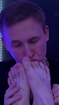 Obsessed with Dirty Socks and Feet Cute Foot Fetishist Brought Me to Orgasm