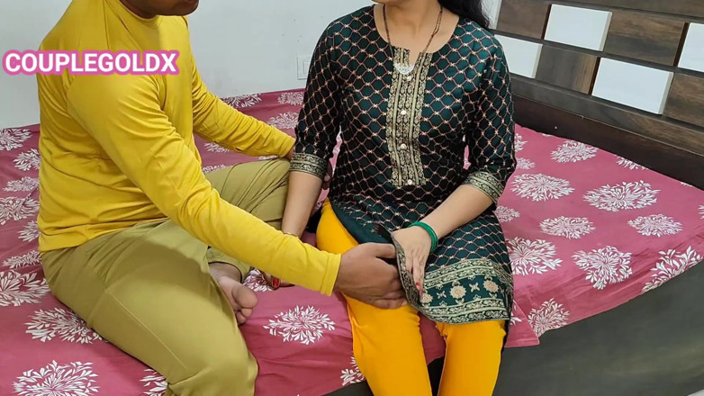 Sexy Komal: Quando Komal è andata fuori di casa per un po 'di tempo,...