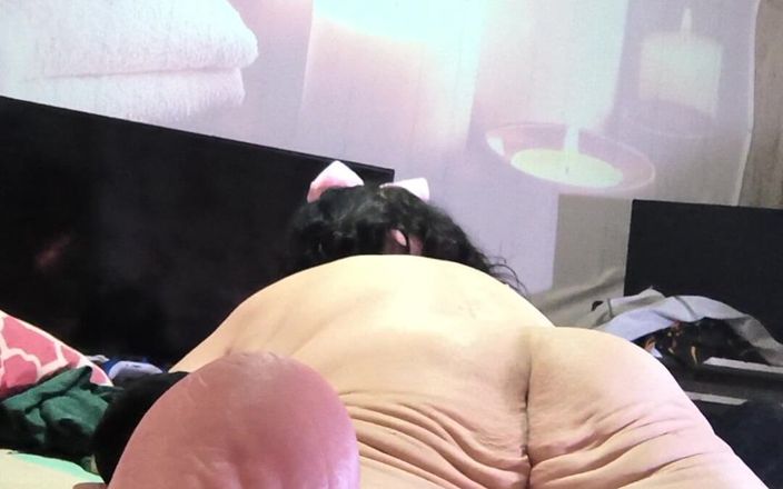 HerculesnVENUS: Masaje erótico de coño con dedos, ella mea en su...