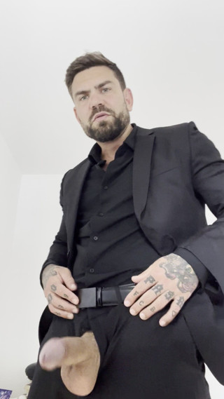 Juan Lucho Gay: Handsome Gets Tattooed in Suit
