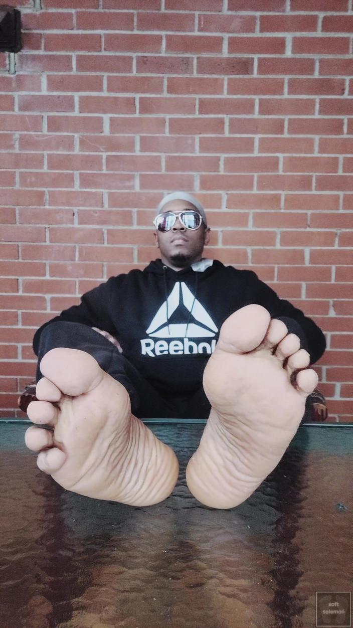 Soft Soleman: 展示我的男性柔软脚底 （2） （2026）