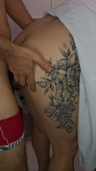 Enfermera se excita con la erección del paciente