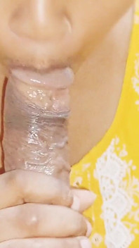 Verklig hemlagad avsugning indisk bhabhi