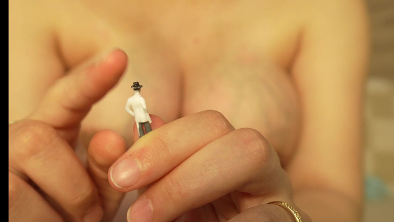 AmayaMori: Giantess Stepmom Orders Tiny Men Online They Have No Escape