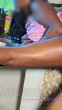 Coño De Ébano De Cerca Sexo De Pie En La Cocina