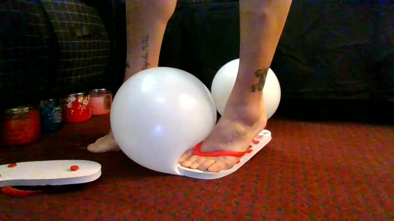 Abby Anna: Шльопанці з'являються повітряні кулі