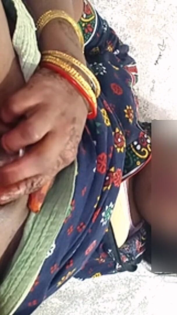 ExcitedWomen: Indígena village desi bhabhi fingring em necessidade de foder com...