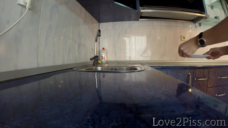 Love 2 Piss: Prato completo