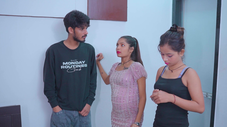 Desimaal 69: Indian Girls Invite Her Boyfriend Sex Threesome Fucking