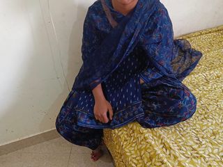 Sakshi Pussy: 继妹教她的继妹如何被肛交，我真的第一次体验我的继妹痛苦