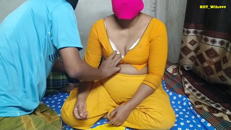 Hot_wife999: Malam pertama pasangan india yang baru nikah