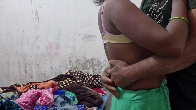 ExcitedWomen: Hintli desi ateşli yenge ki chudai sabah vakti