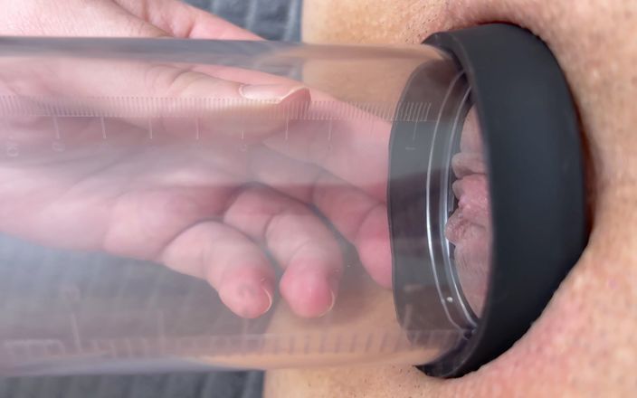 Nviz: Finger Fucked That Pumped up Pussy. Vacuum Made Her so...
