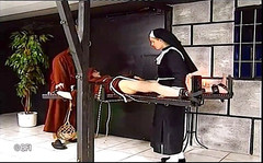 Slave Seks: Hurt for praying