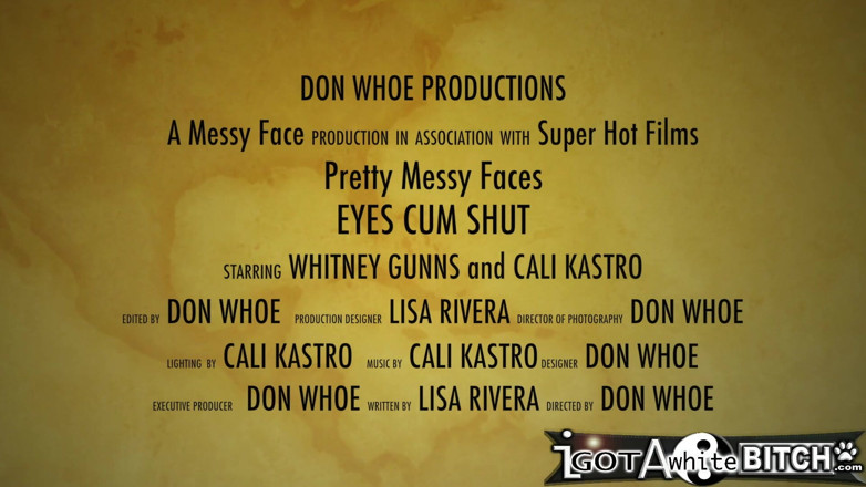 Super Hot Films: Seksowna kaukaska nastolatka, Whitney Gunns, dostaje swoje ładne oczy spust zamknięte