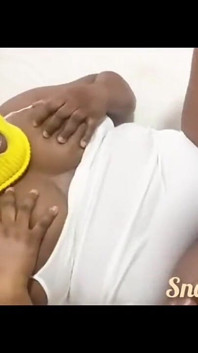 Sexo em uma festa em casa