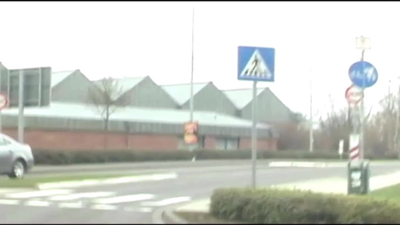 Monde Francais: Französischer teenager mit gepiercten titten, tiefe kehle und reiten schwanz