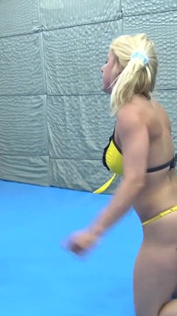 Two Mil's Wrestling for Some Pussy
