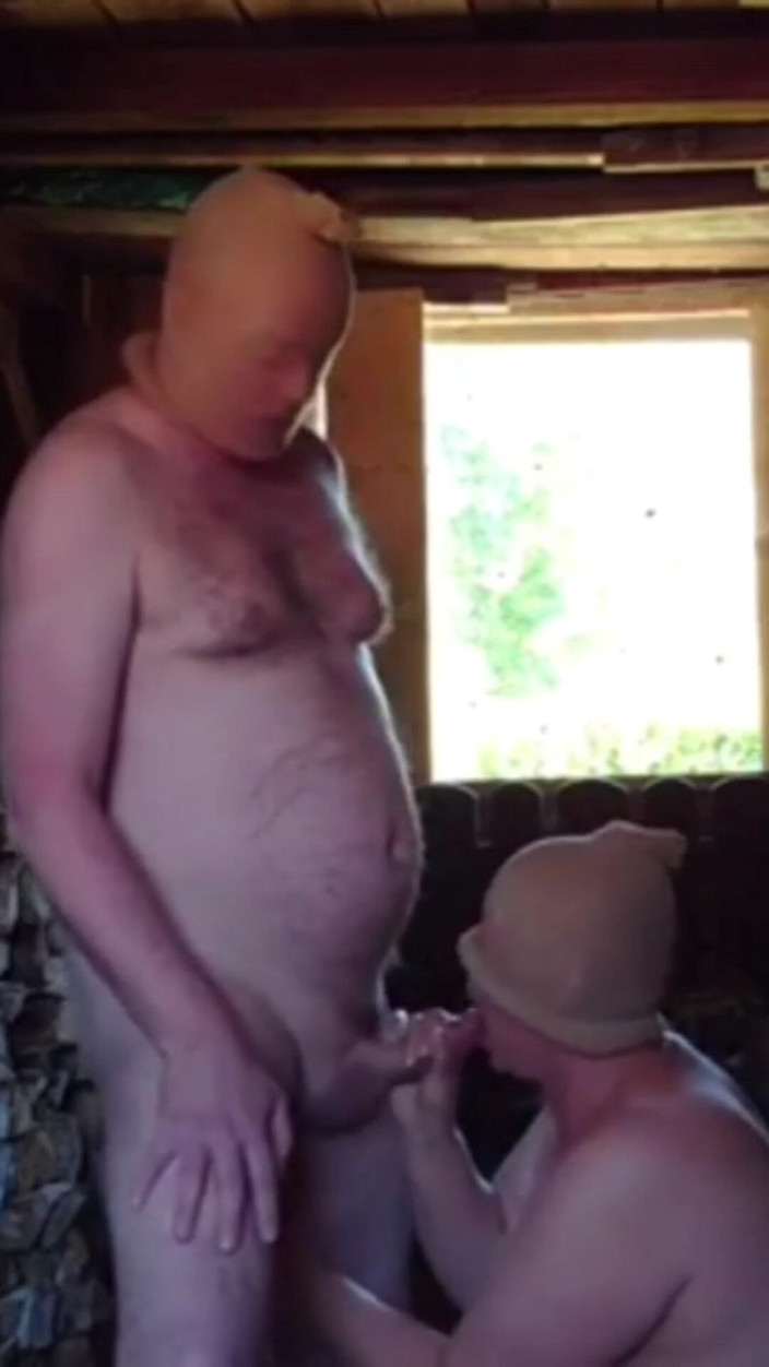 Hot-Pussy66: Кончание после собачьего секса