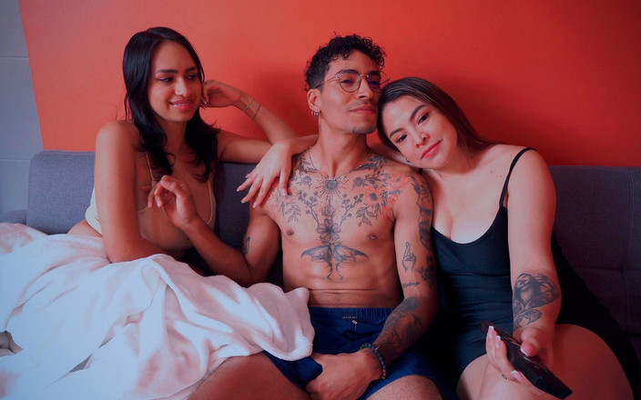 DanielaGomezz: Saya mengongkek kawan teman wanita saya dan dia menemui kami!...