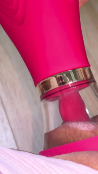 Satisfyer Intenzivní klitorisový orgasmus: sací hračka Solo & Multiple Peaks