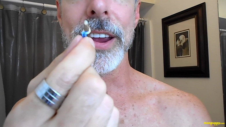 Man Puppy: Giant Armpit Sniffer - Daddy Giant 13