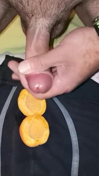 Café da manhã com damasco e esperma
