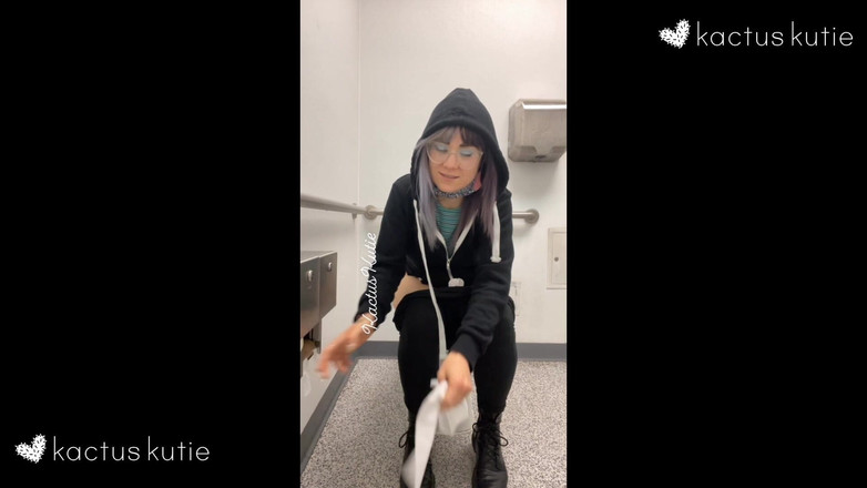 kactus kutie: 2021 年 12 月 Pee Snapchat 汇编