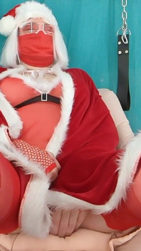 Rikki Ocean noel için taze süt yapıyor