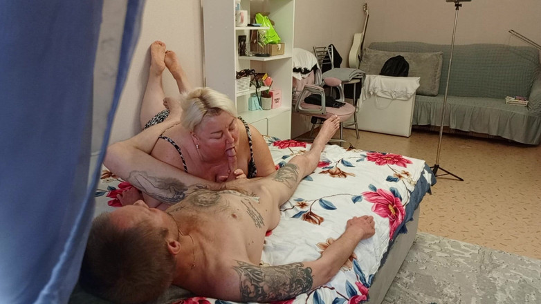 Zona901: Miluji stříkání do sousedova hlubokého krku s horkým spermatem