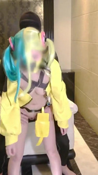 E-cup Model in Cosplay Took Things Further Than Anyone Expected 1st