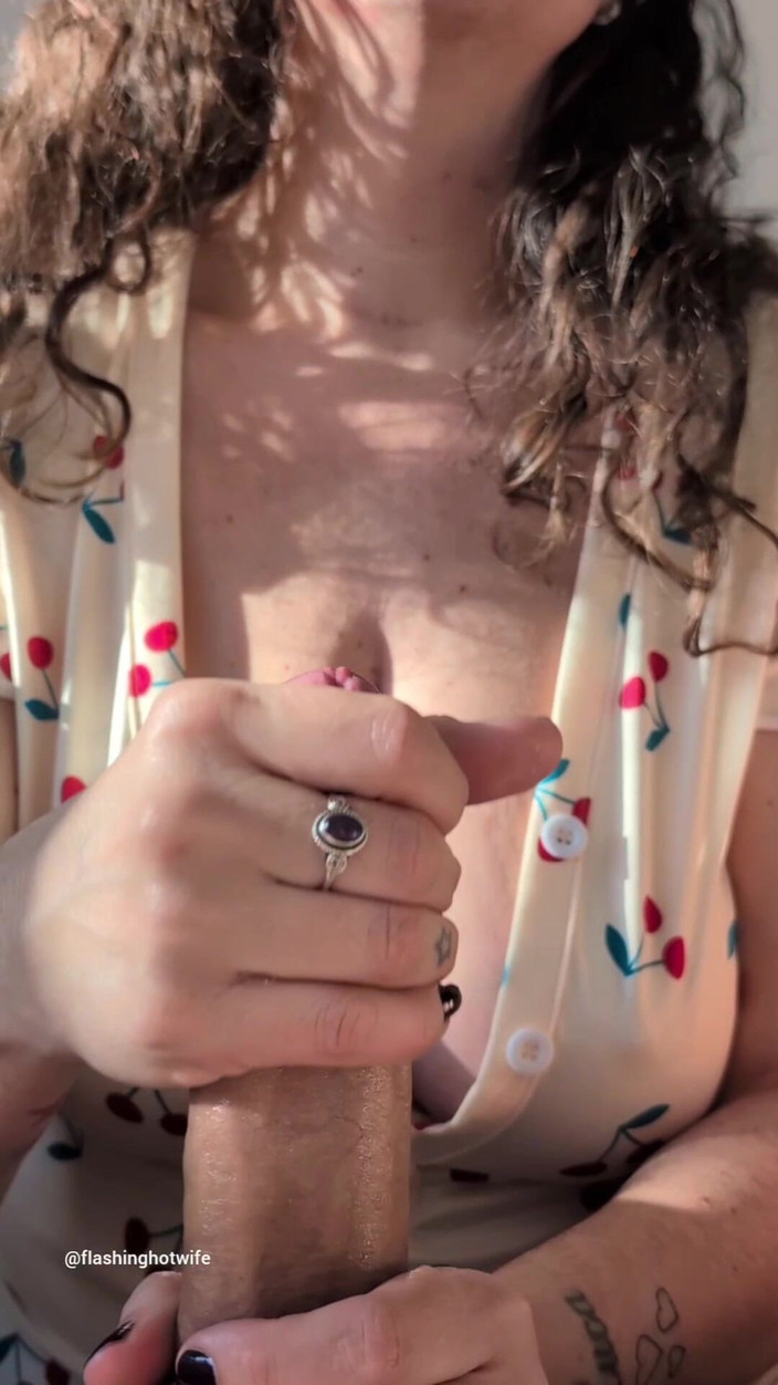 Roo Smith: Hotwife snuskigt pratande avrunkning