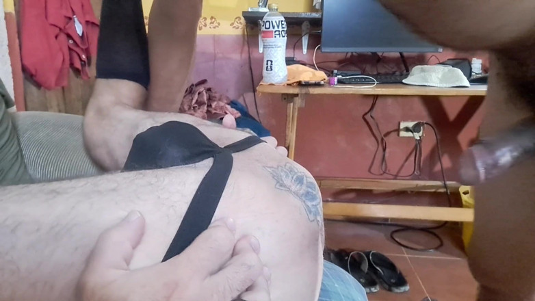 Adam Storm: Pedaço suculento de carne