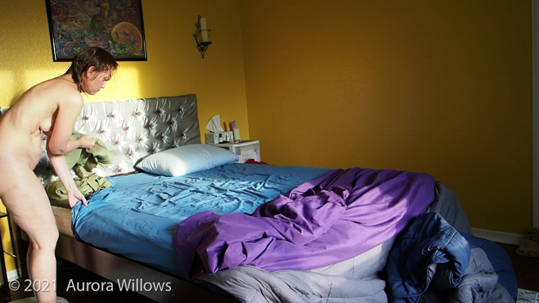 Aurora Willows: Rendere nudo il letto
