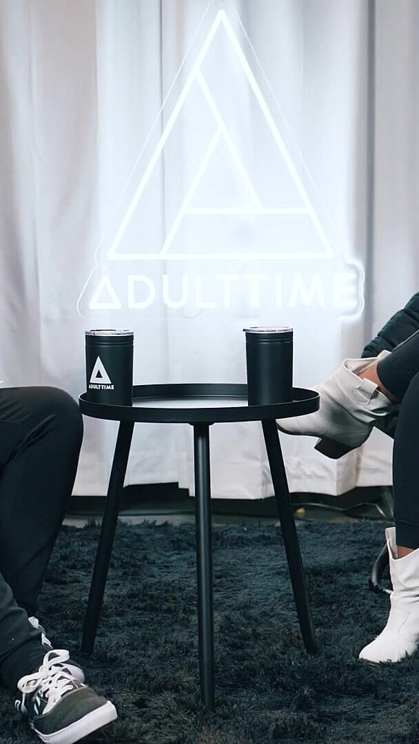Adult Time Podcast: Avery Jane Fisting, Dojení, &amp; Banana Butt Stuff | čas pro dospělé podcast