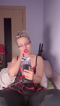 Je kunt niet stoppen met nadenken over Findom Goaldigger