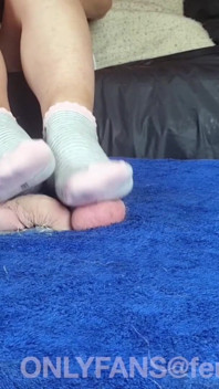 Amateur Cockbox Trampling and Ballbusting