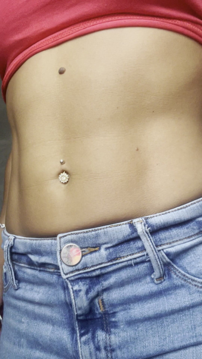 CALLIE ROKS: Abs bergambar berotot, mandi basah t-shirt basah