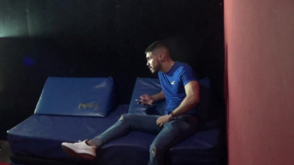 BAREBACK PORN SPY CAM: Raw raw cam, Valentino Sisto wird roh gefickt von Martin...
